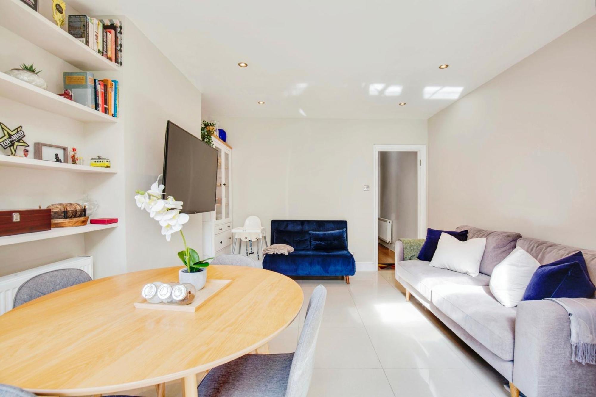 Lovely 2 Bedroom Ground Floor Flat With Garden. 런던 외부 사진
